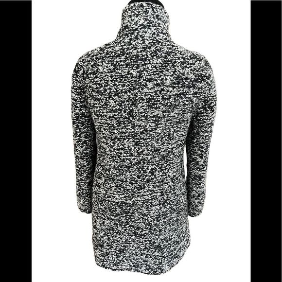 J Crew Lodge Coat, black/ ivory  boucle, Italian wool blend, size 0 P - Picture 8 of 14